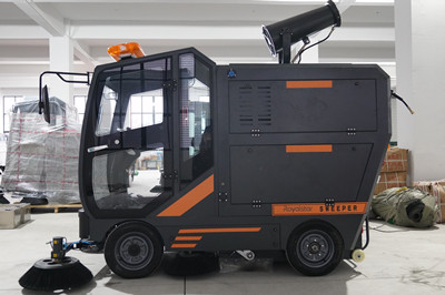 駕駛式掃地機全封閉的好用嗎?能帶來什么?